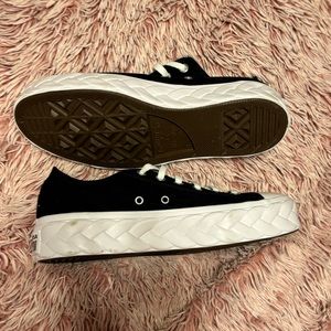 Converse low rise platform shoes